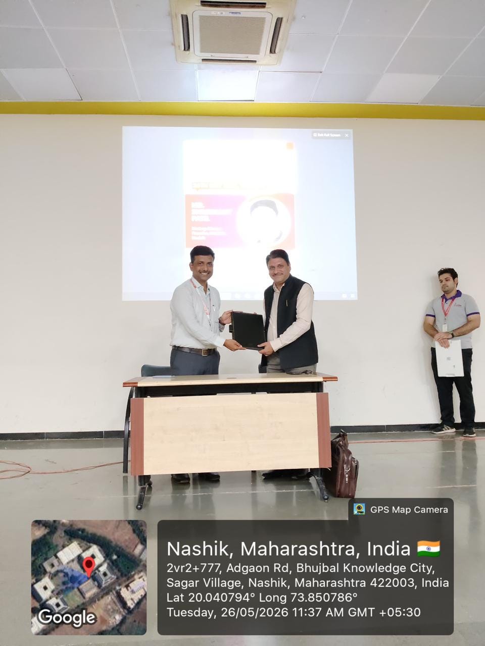 CEng. Shreekant Patil Illuminates MET’s Institute of Pharmacy Students on Ethical, Legal Steps for Startups, and Seed Funding