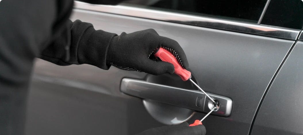Car Lockout in Calgary: What Every Driver Should Know Before Help Arrives