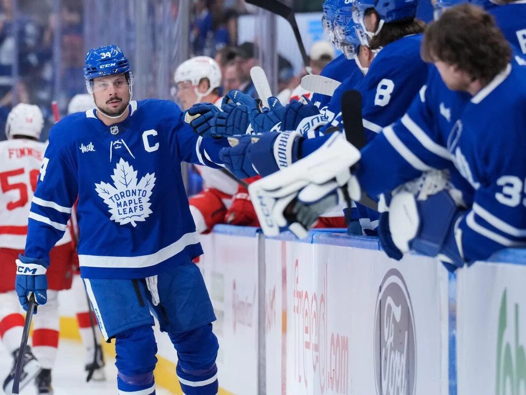 Auston Matthews: Off-Puck Positioning & Facing the Puck