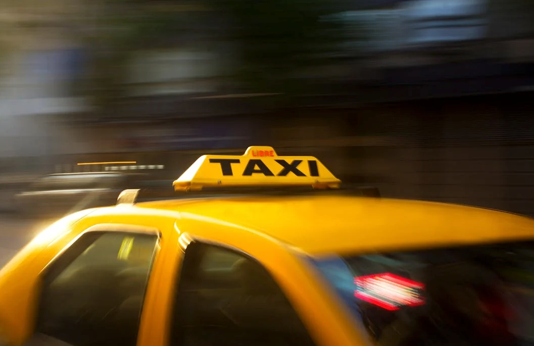 Need a Spacious Taxi in Iława? Travel Comfortably with Our 6-Seater Taxi — Taxi Seat Iława