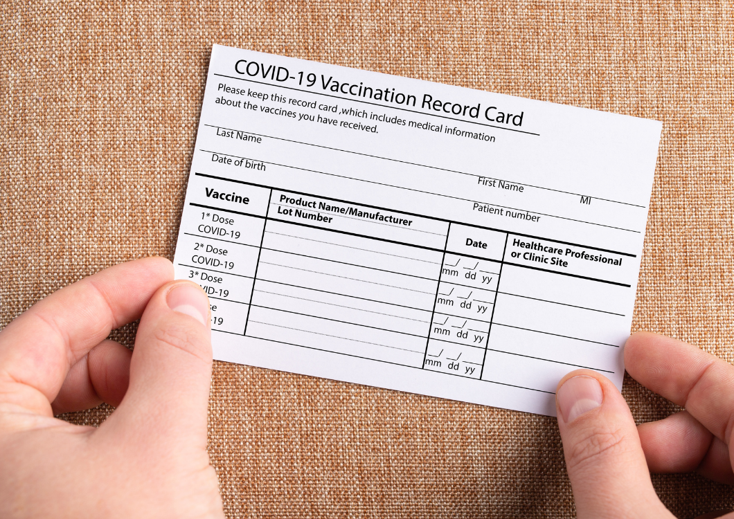 Por qué guardar la tarjeta de registro de vacunación contra el COVID-19? |  by Washington State Department of Health | BienestarWA | Medium