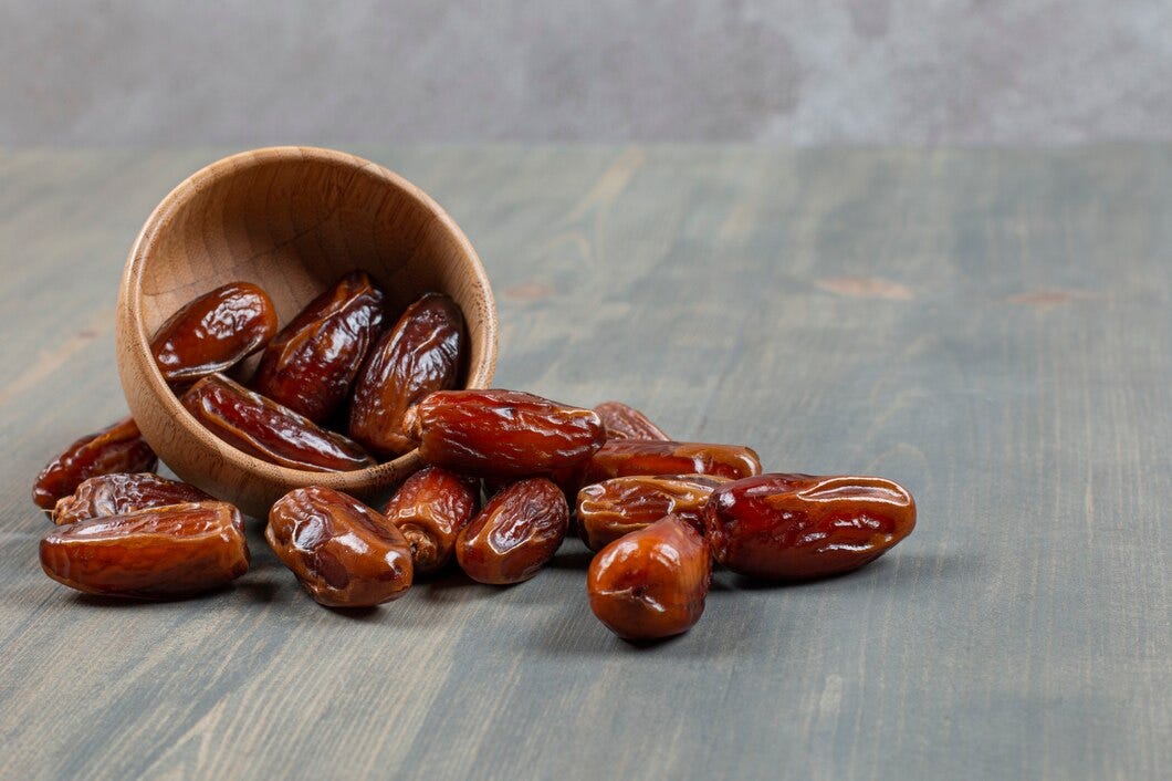 Top 8 Amazing Benefits of Dates that You Should Never Miss! (#7 is Interesting)