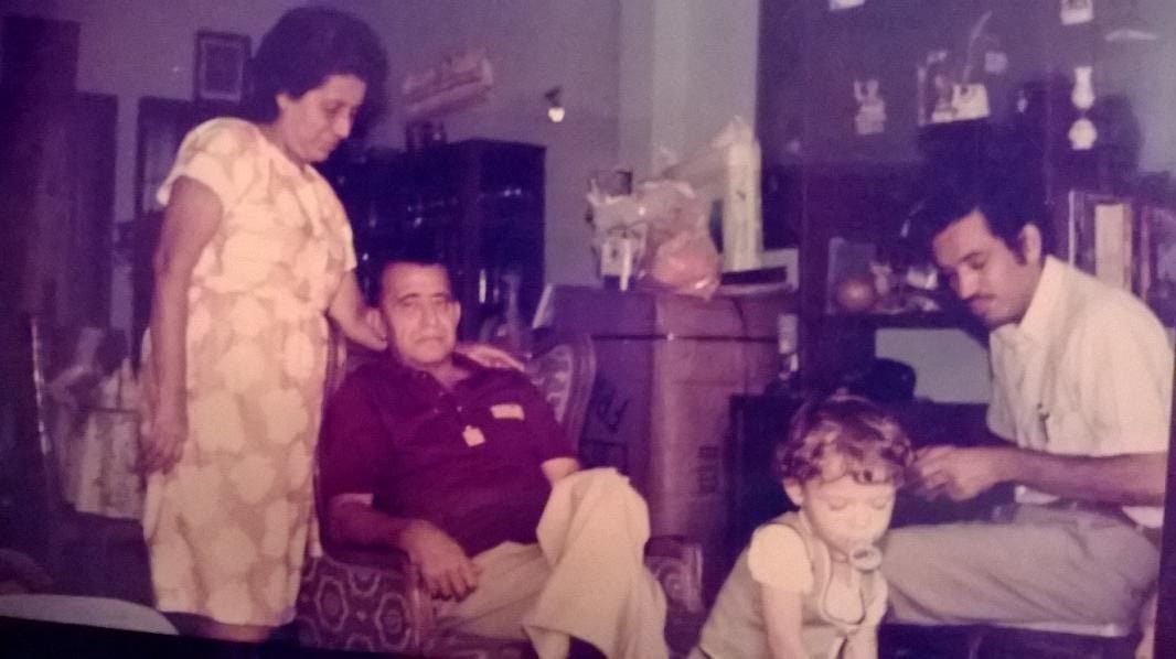 Mi abuela es la última abuela que me queda.