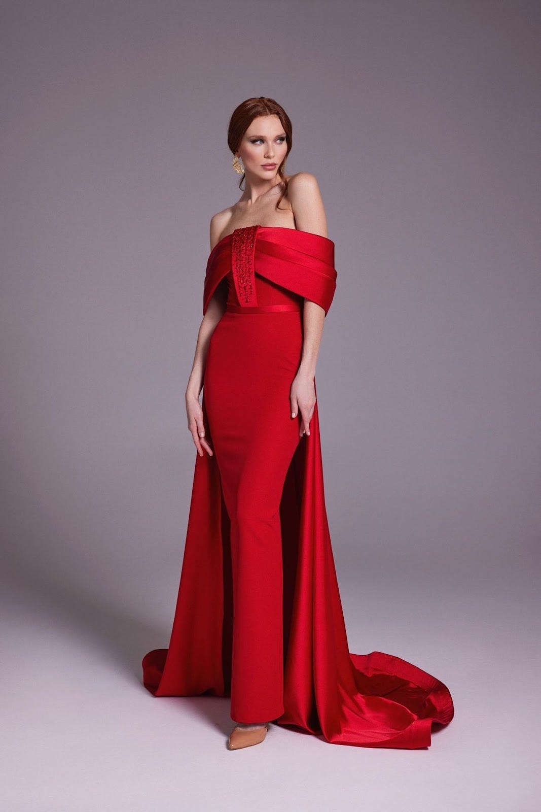 The Ultimate Guide to Choosing the Perfect Long Sleeve Gown  by Nour 