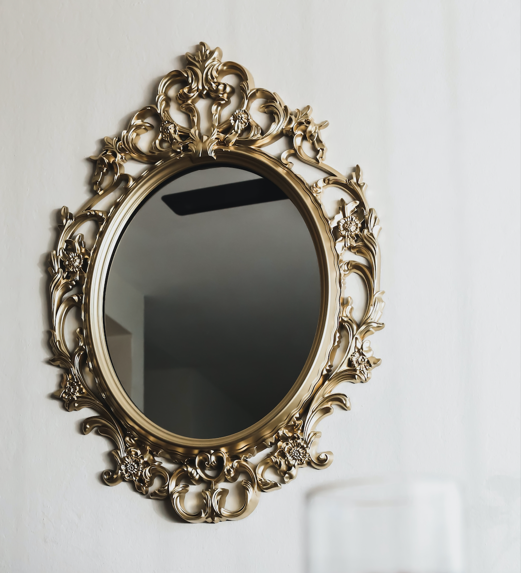 Mirrors. Miroirs. Mirari.. Mirrors are ubiquitous. Mirrors areโฆ  by Shruti Balabhadruni  Aug