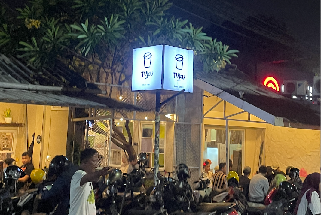 [Cafe] Malam itu, kita ke Tuku-Cipete