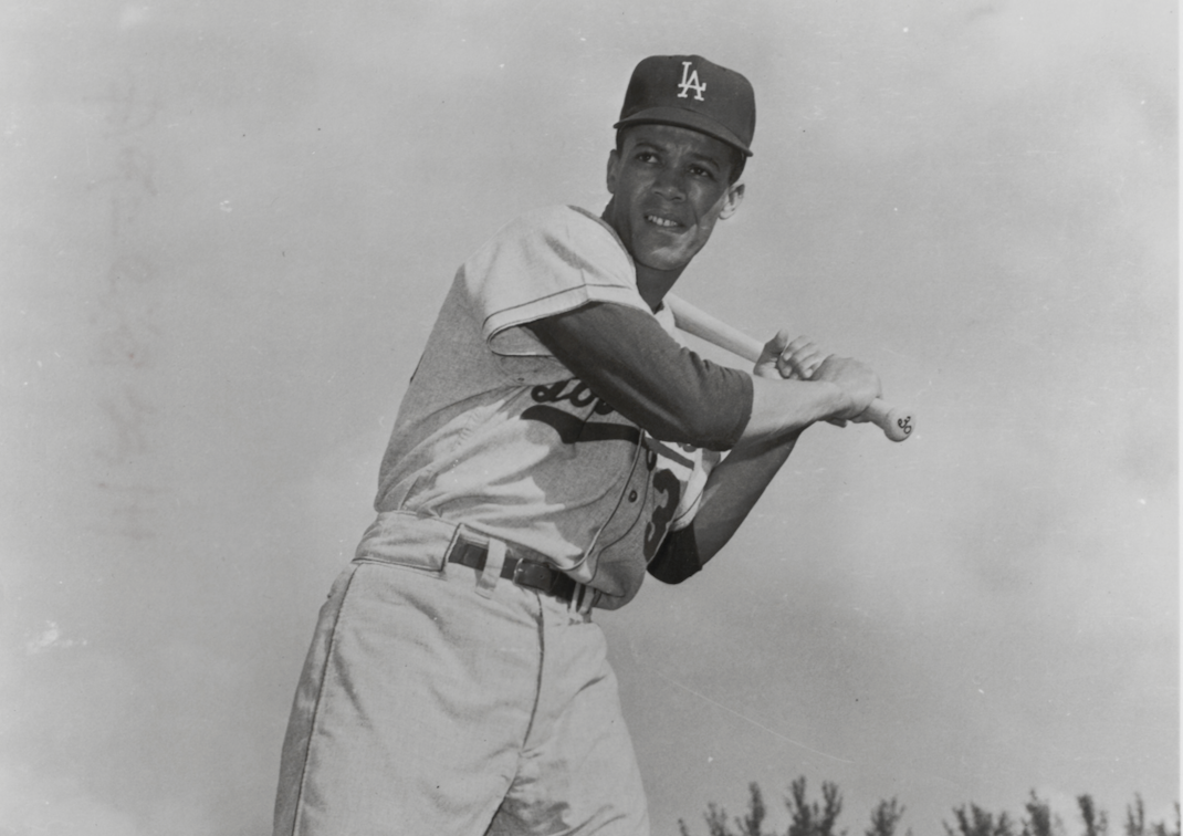 Maury Wills inducted into Legends of Dodger Baseball