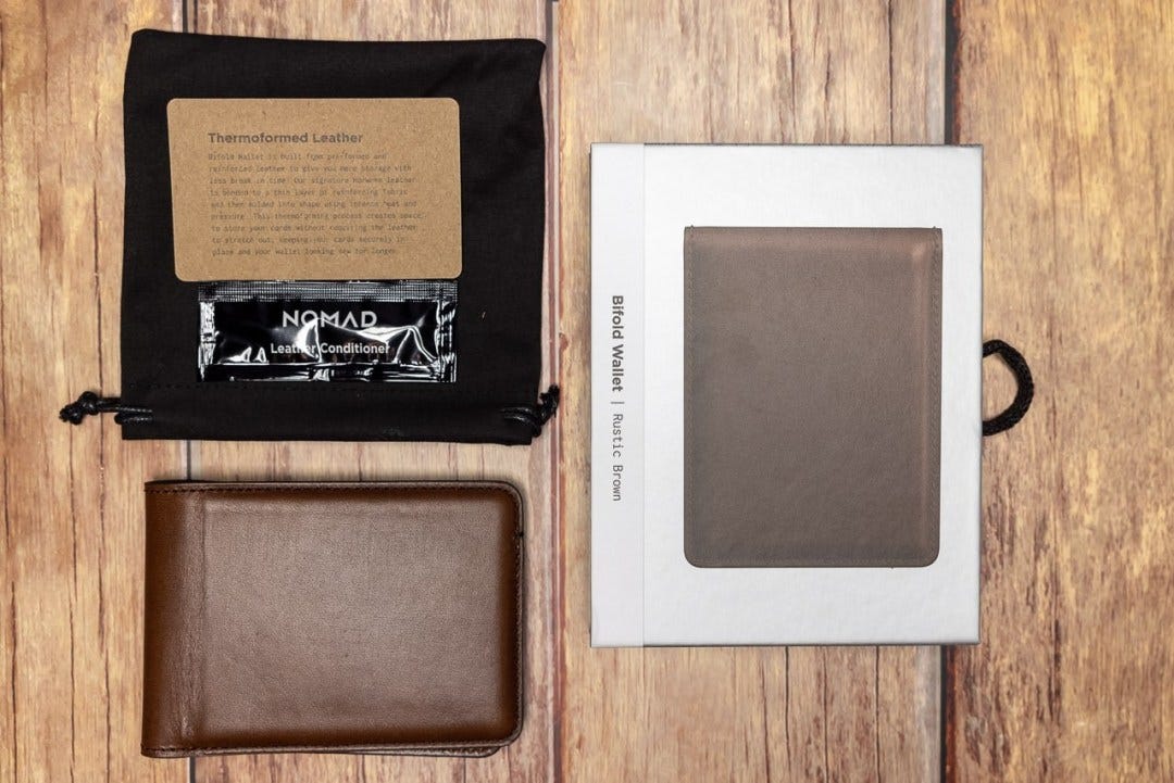 nomade leather bifold wallet