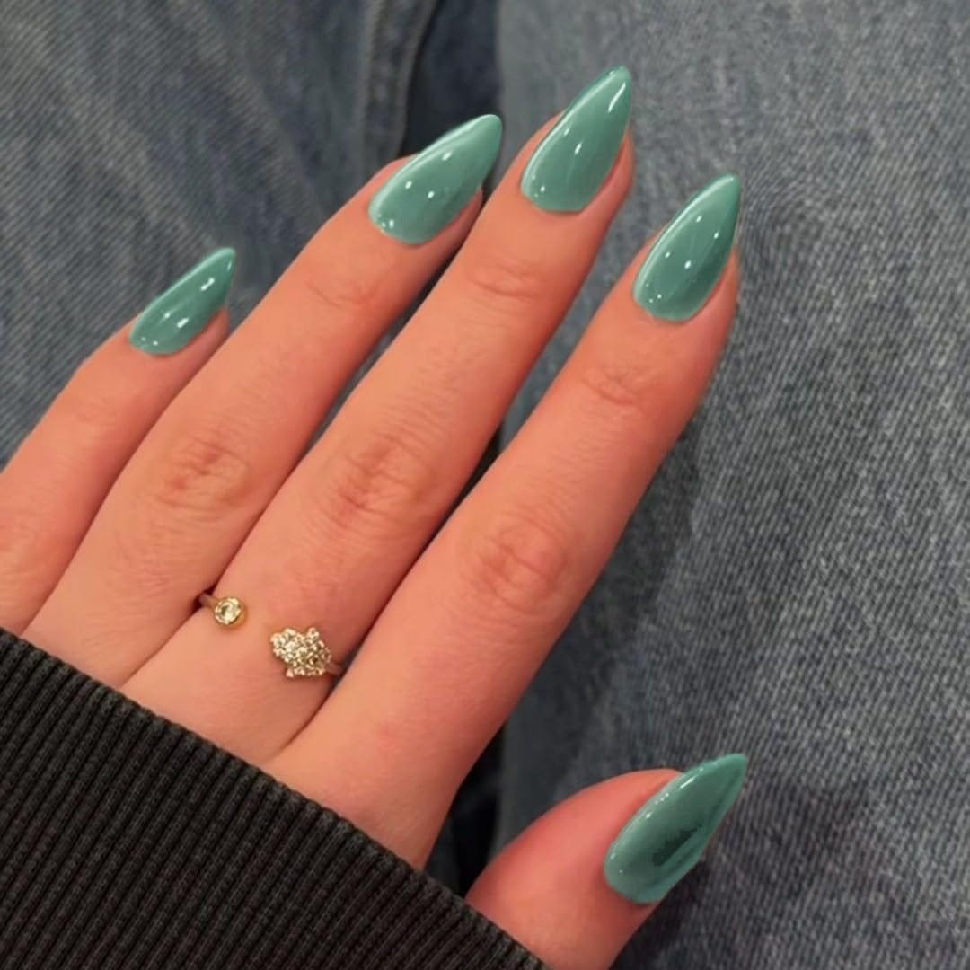 12 Dreamy Teal, Aqua & Mermaid Press-On Nails You’ll Want to Wear All Summer