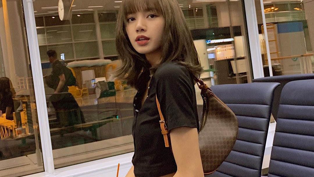 How to Dress Up Your Denim with Celine like Lisa from Blackpink ...
