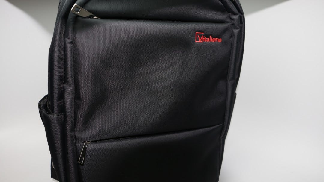 Vitalismo 15.6-Inch Laptop Backpack REVIEW | by MacSources | Medium