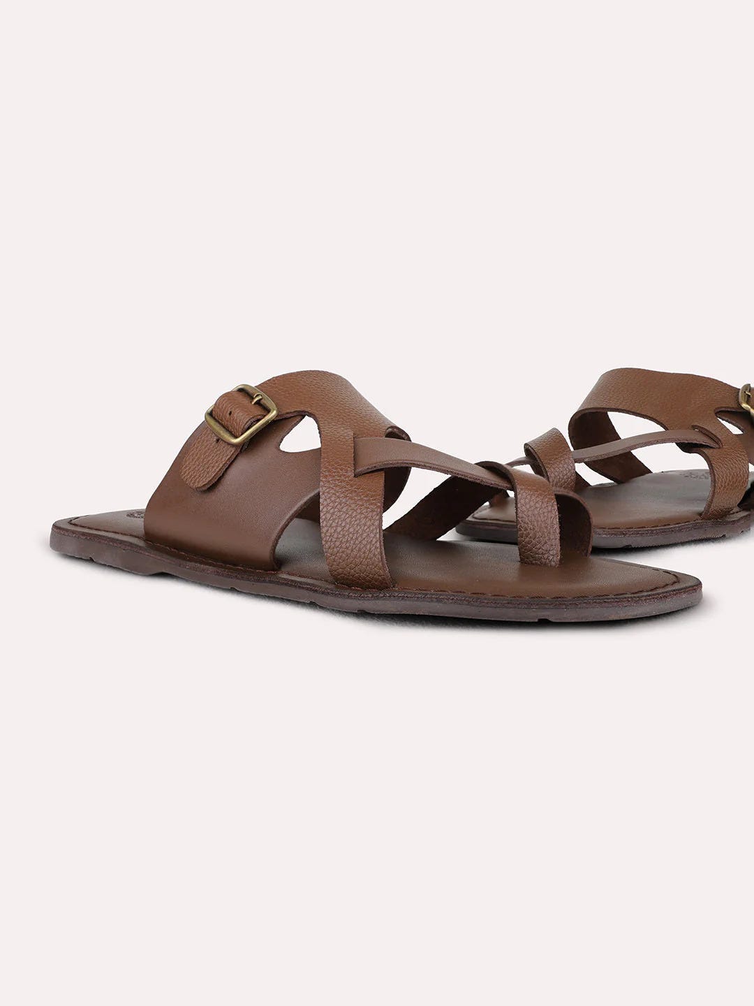 Stylish sandals for men in premium leatherSandals for Men: Find the Perfect Pair for Every Occasion