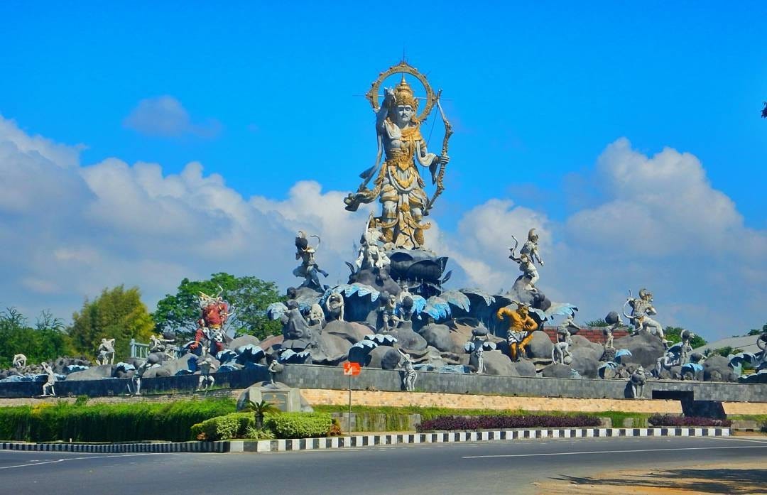 BIOGRAFI SENIMAN I WAYAN WINTEN