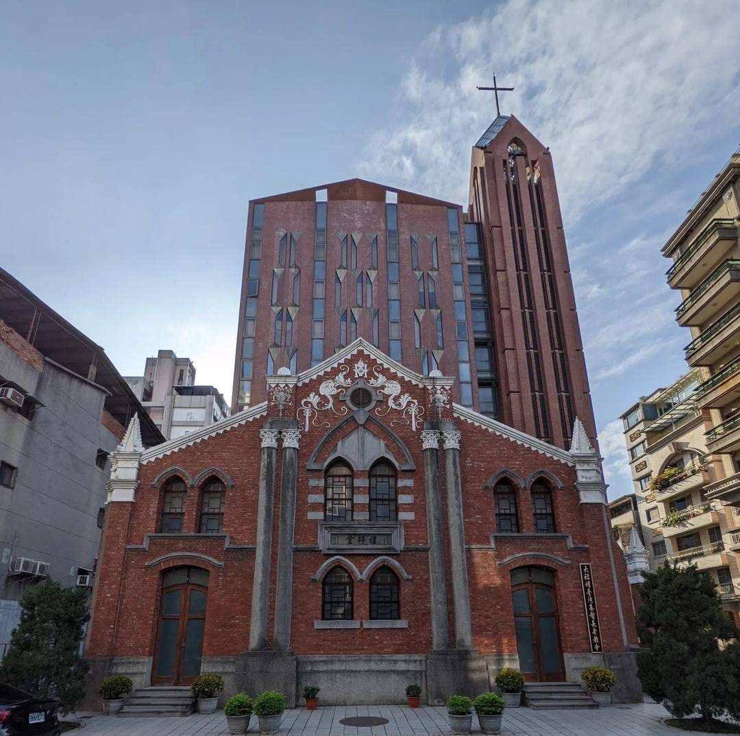 Cross 100 25 | 100 台灣基督長老教會大稻程教會 - 陳書豪 - Medium