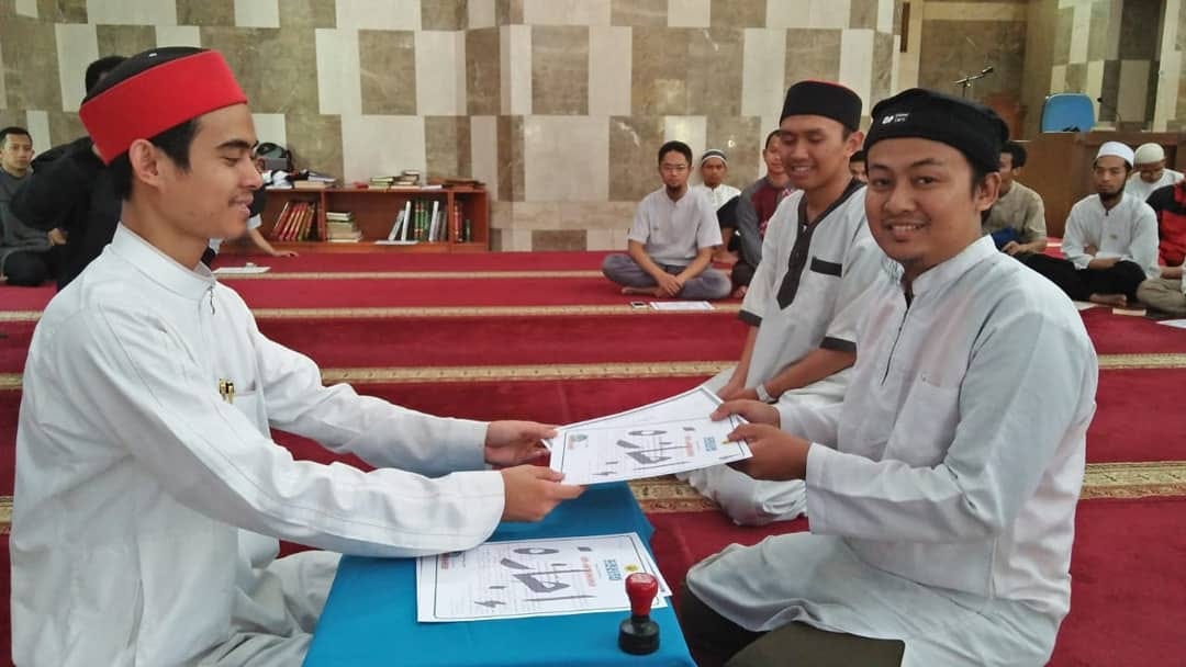 Pentingnya Sanad Al-Qur’an: Menjaga Kemurnian Bacaan dan Qiraat dari Generasi ke Generasi