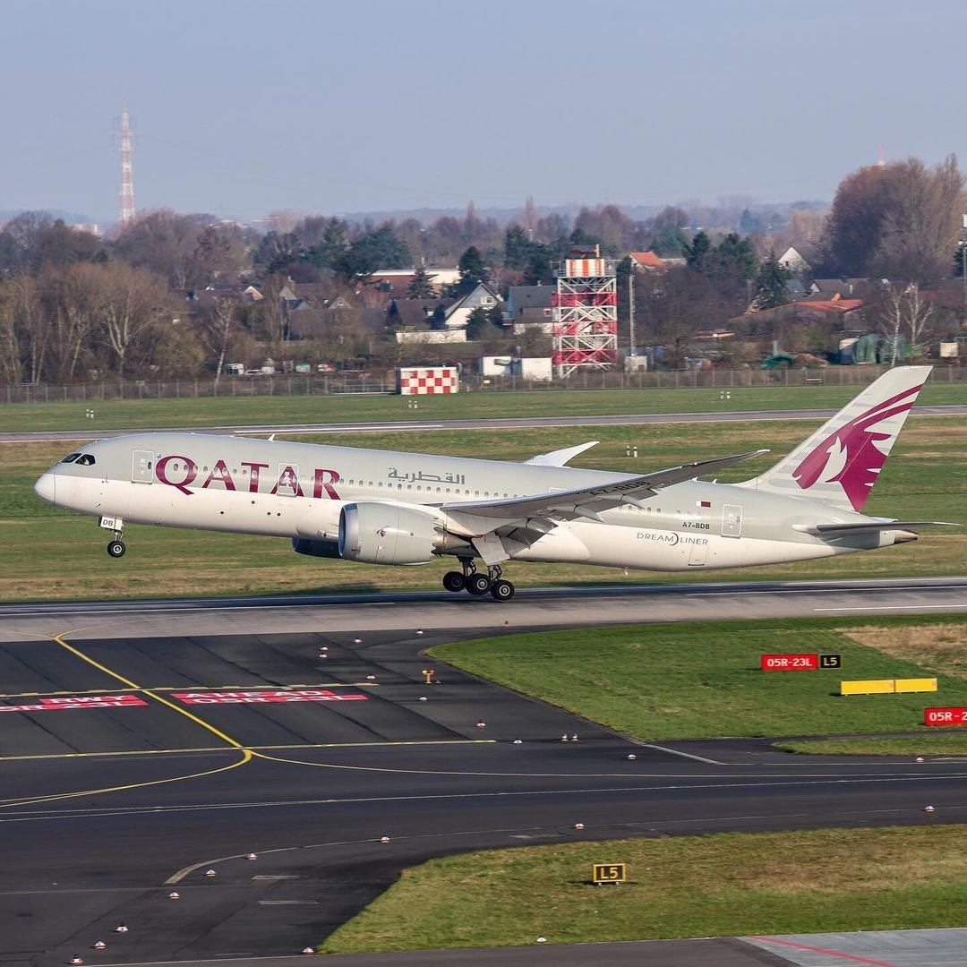 QR / QatarAirways / QatarAirwaysCargo — #HKG #SZX #PVG #PEK #WUH #EHU