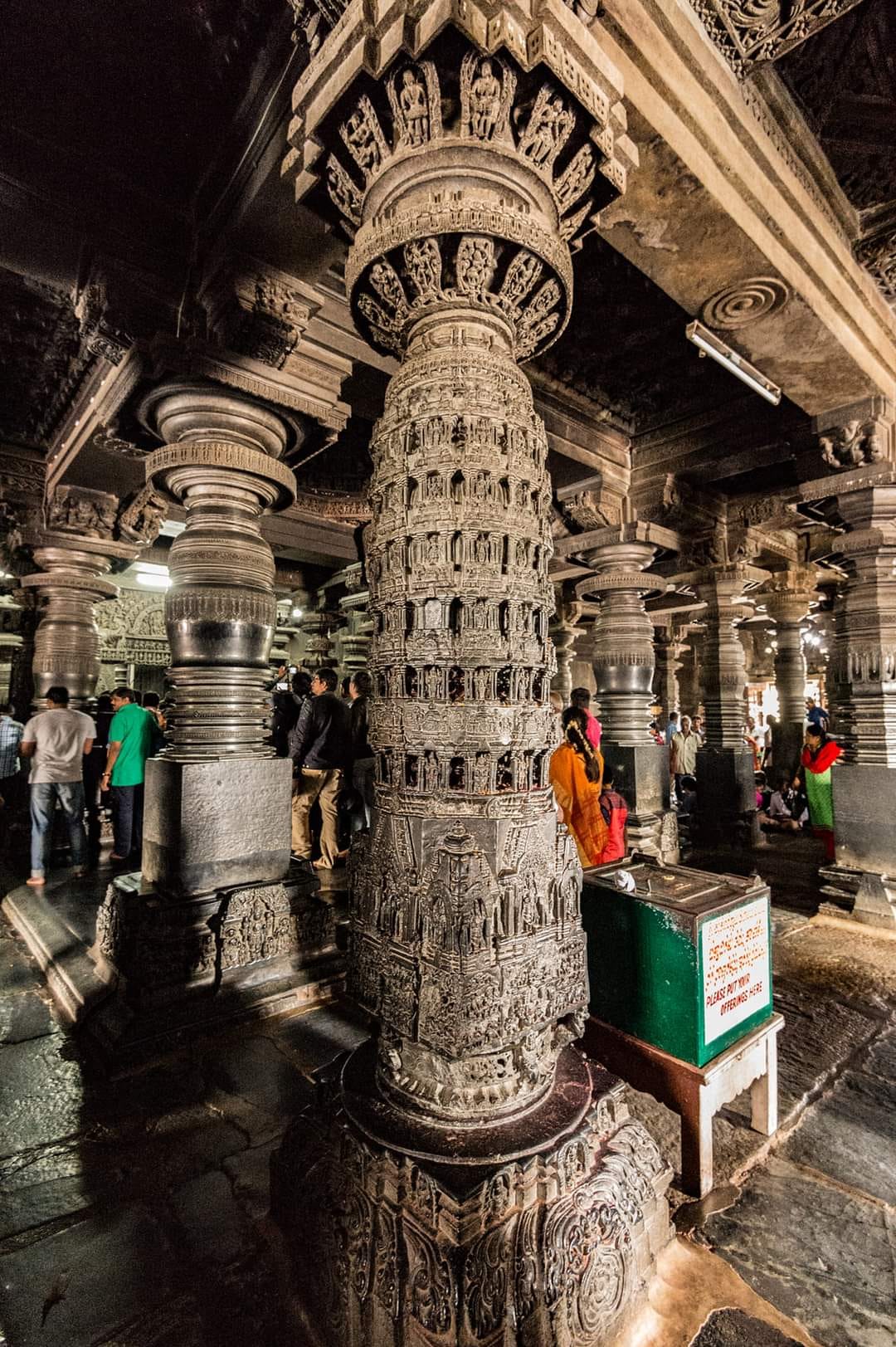 Narasimha Pillar, Chennakesava Temple, Belur