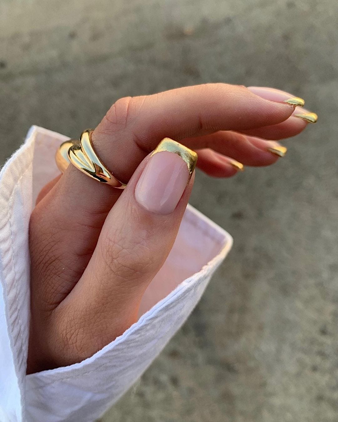 Black and Gold Nails Trend for 2023: The Art of Glamourous Nails, by  Nailkicks
