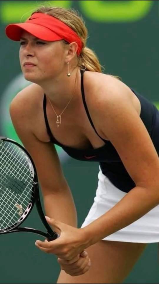 maria sharapova tennis clothes