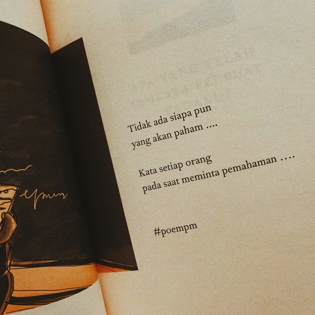 Bikin Buku Puisi, Putri Marino Malah Dicela Warganet