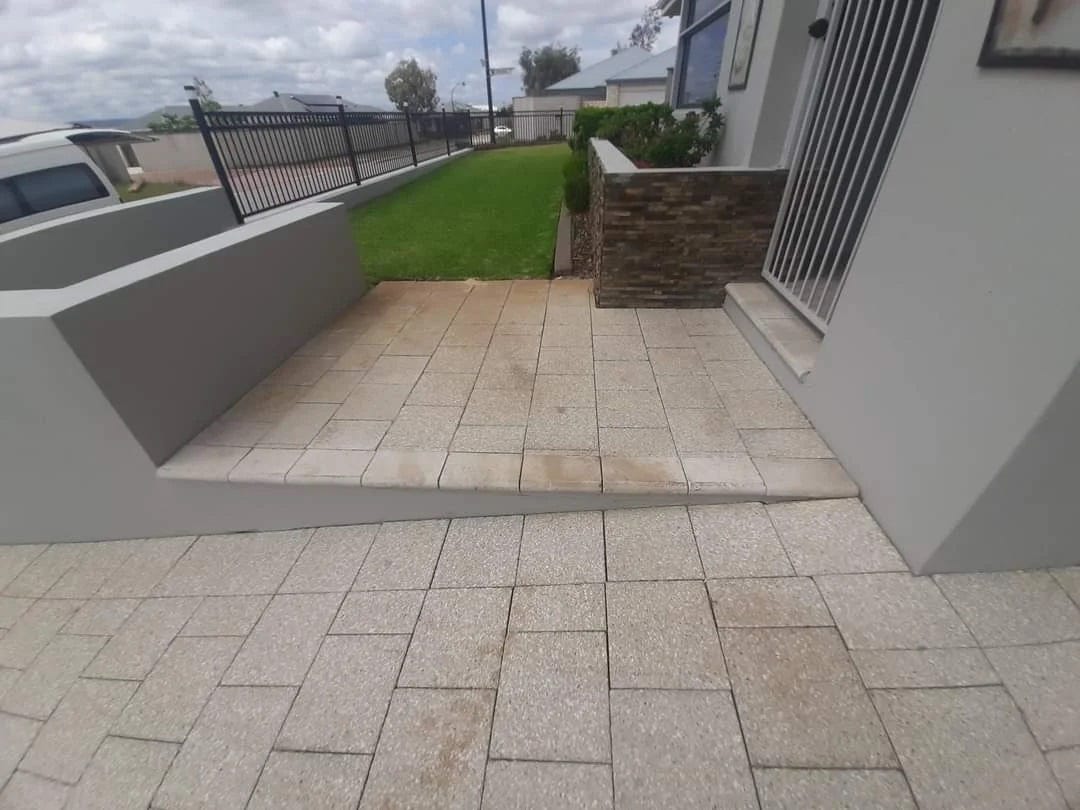 Why Homeowners Choose Spray on Paving for Stylish Concrete Makeovers
