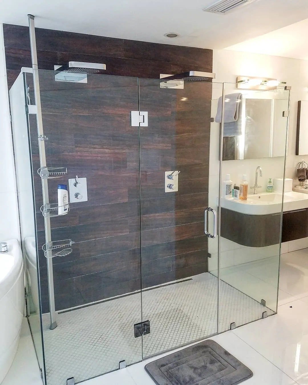 Miami Magic Unveiling the Wow Factor of Glass Shower Doors by Shower