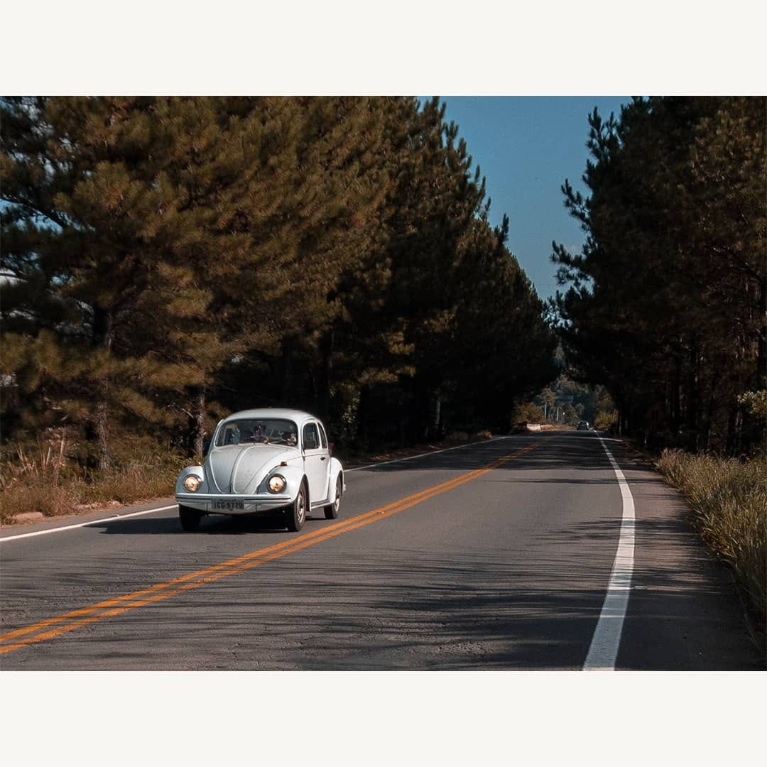 Control c, control v. Olhe para cima. Não há nada de novo… by Juliano