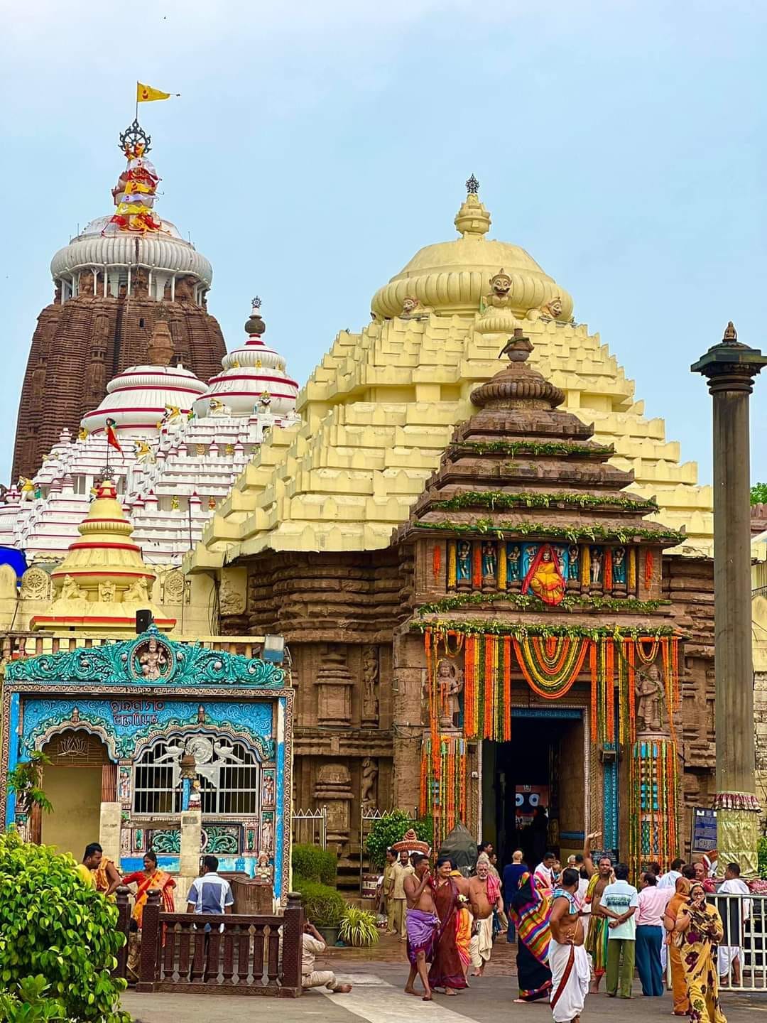 Facts About Jagannath Puri Temple That Defy All Human Logic And Science 