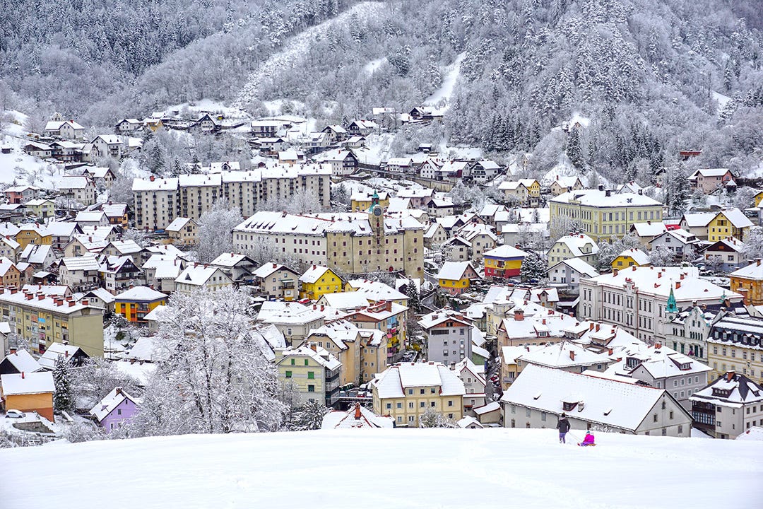 Idrija a dicembre, tra folklore, atmosfera festiva e musei