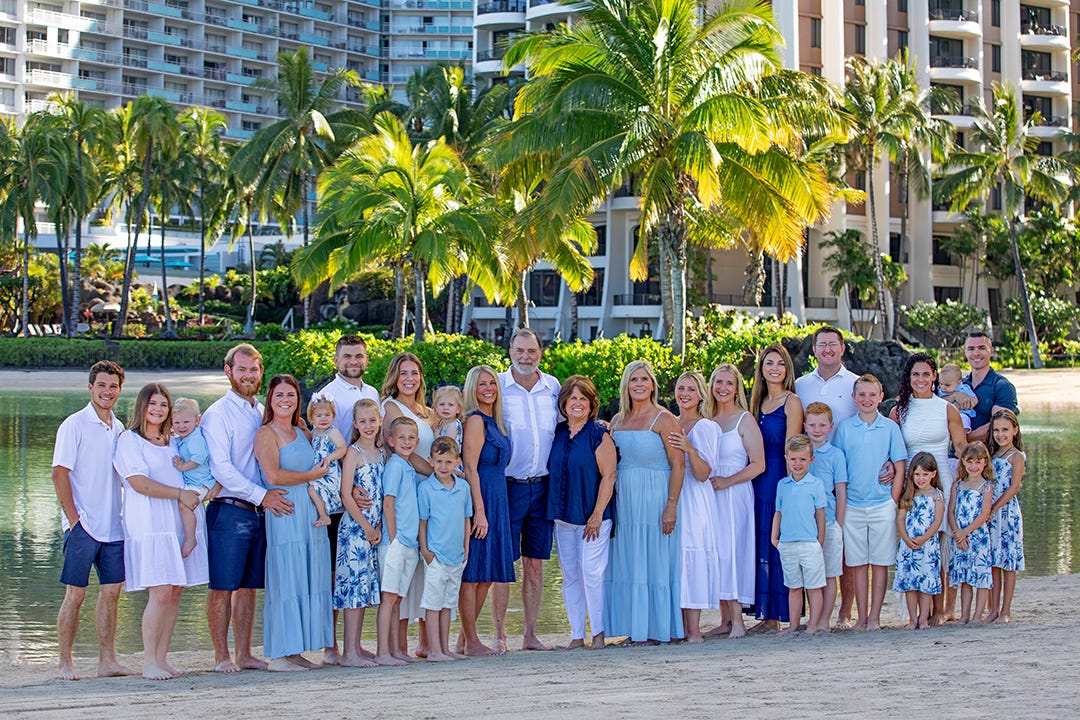 Family Photographer Near Hilton Hawaiian Village by Anthony Calleja