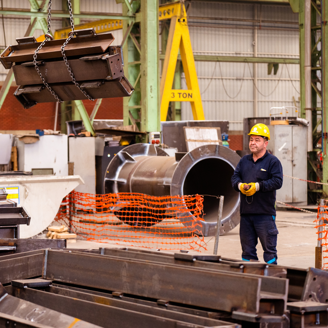 4 Key Differences Between Overhead Crane Hoist and AFrame Chain Hoist