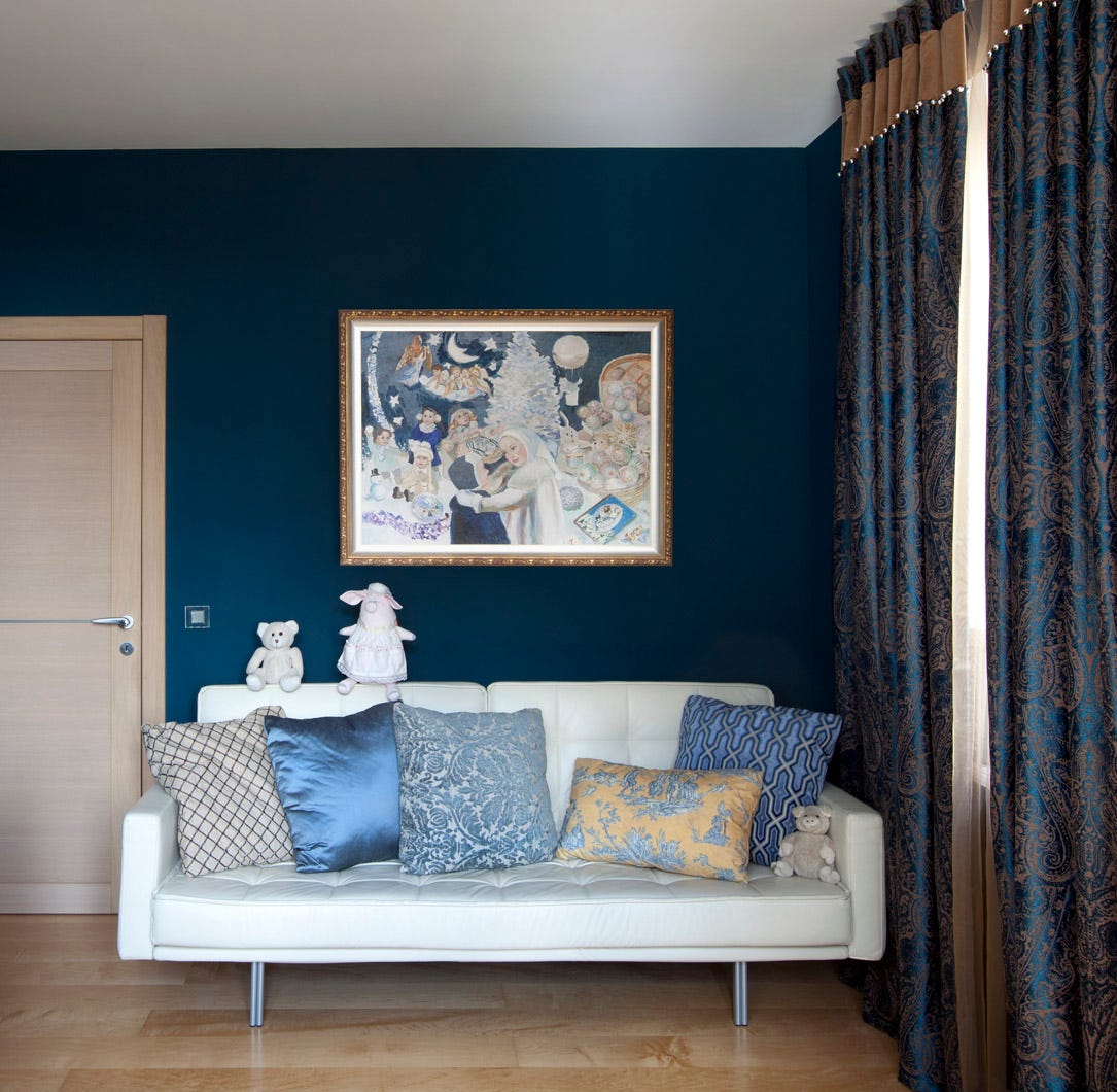 сине белый интерьер комнаты