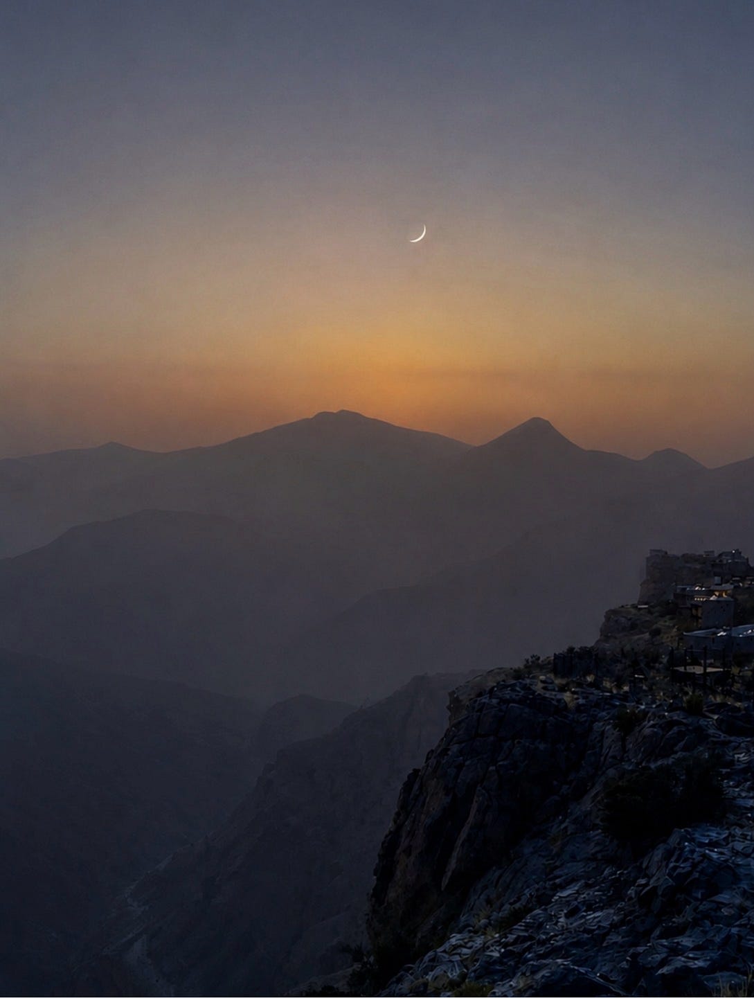 When the Moon Rises, the Poet Sets