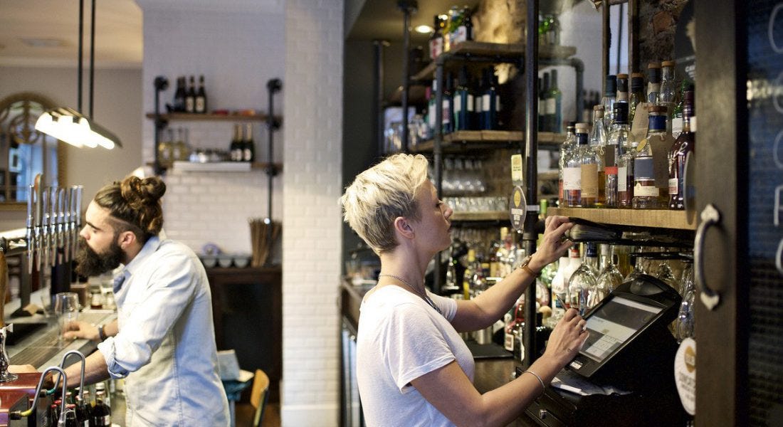 How to Get Better Bartender Tips According to Reddit by Restaurant