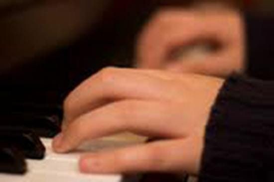 Μαθήματα πιάνου για αρχάριους με 4 απλά βήματα | by Μαρία Γιάνναρη- Μaria  Giannari | Medium