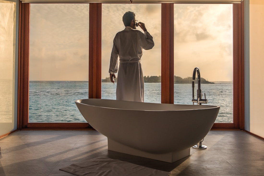 Why can you think better while taking a bath or going to the toilet? - gmedia