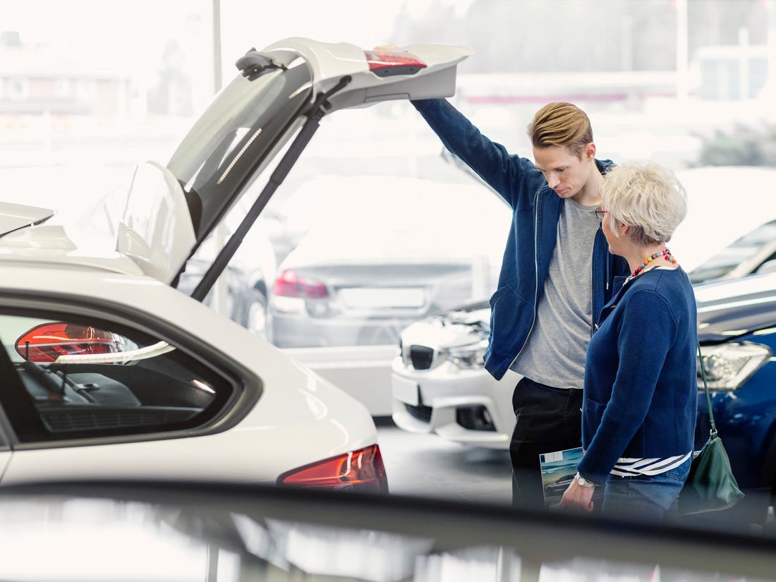 MEMORIAL DAY MARKETING TIPS FOR CAR DEALERSHIPS by Cheapcarloan Medium