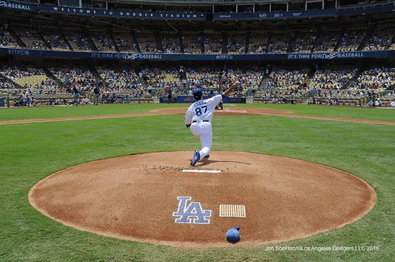 Kenta Maeda would continue Dodgers' Japanese pitching tradition