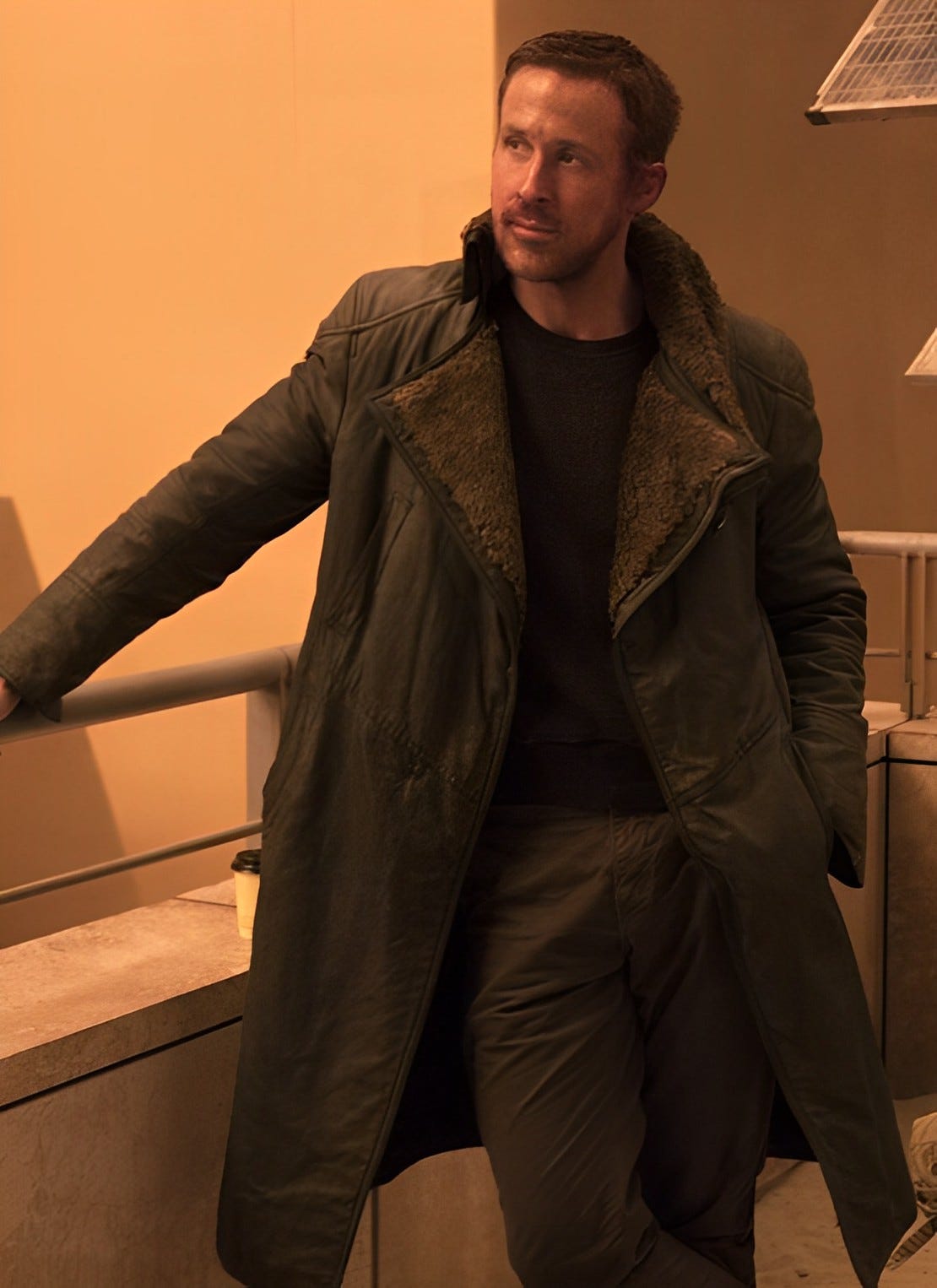 The Officer Blade Runner 2049 Officer K Played By Ryan Gosling Is By The Original Medium 