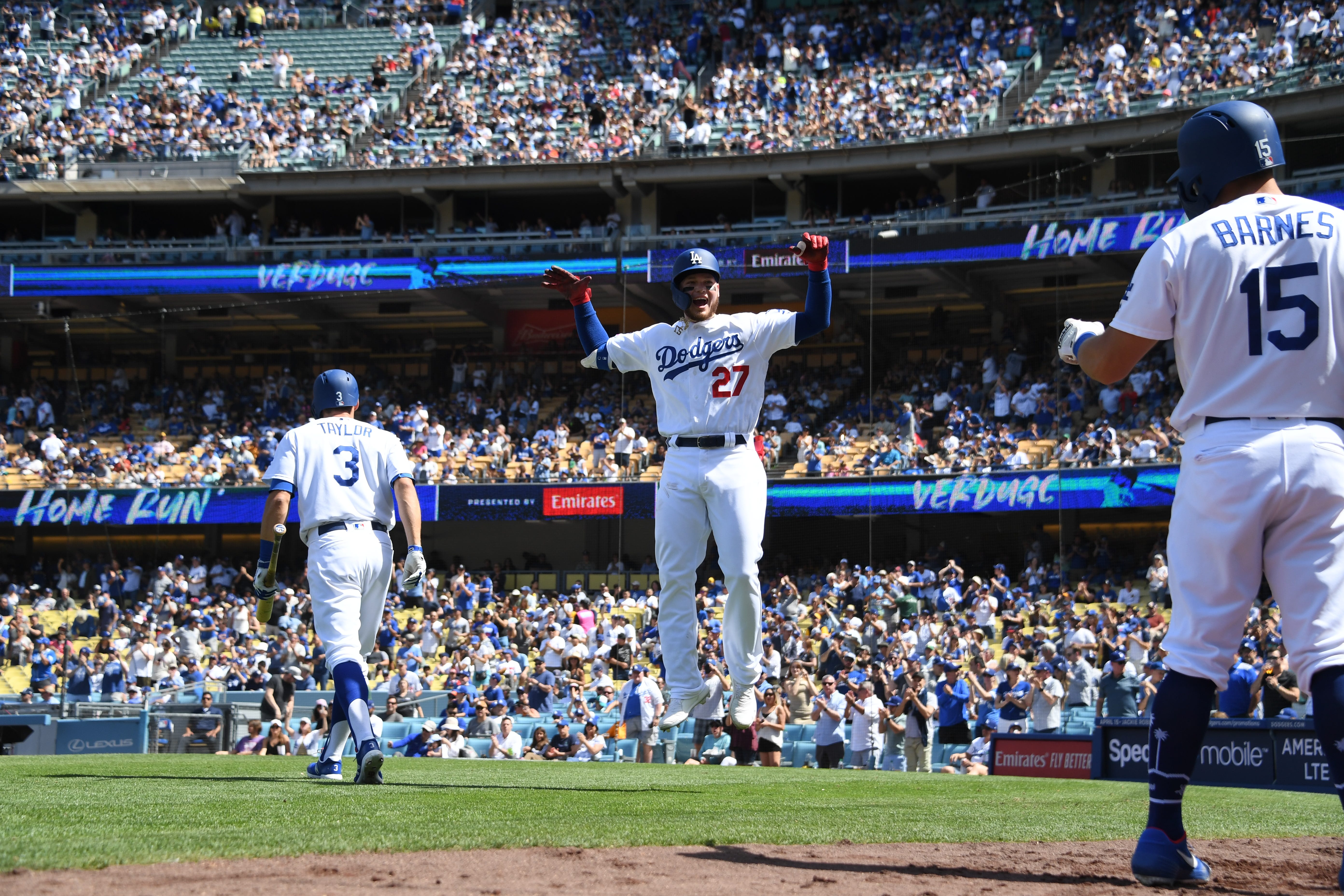 Dodgers win on 93-mph walk-off throw from outfield 