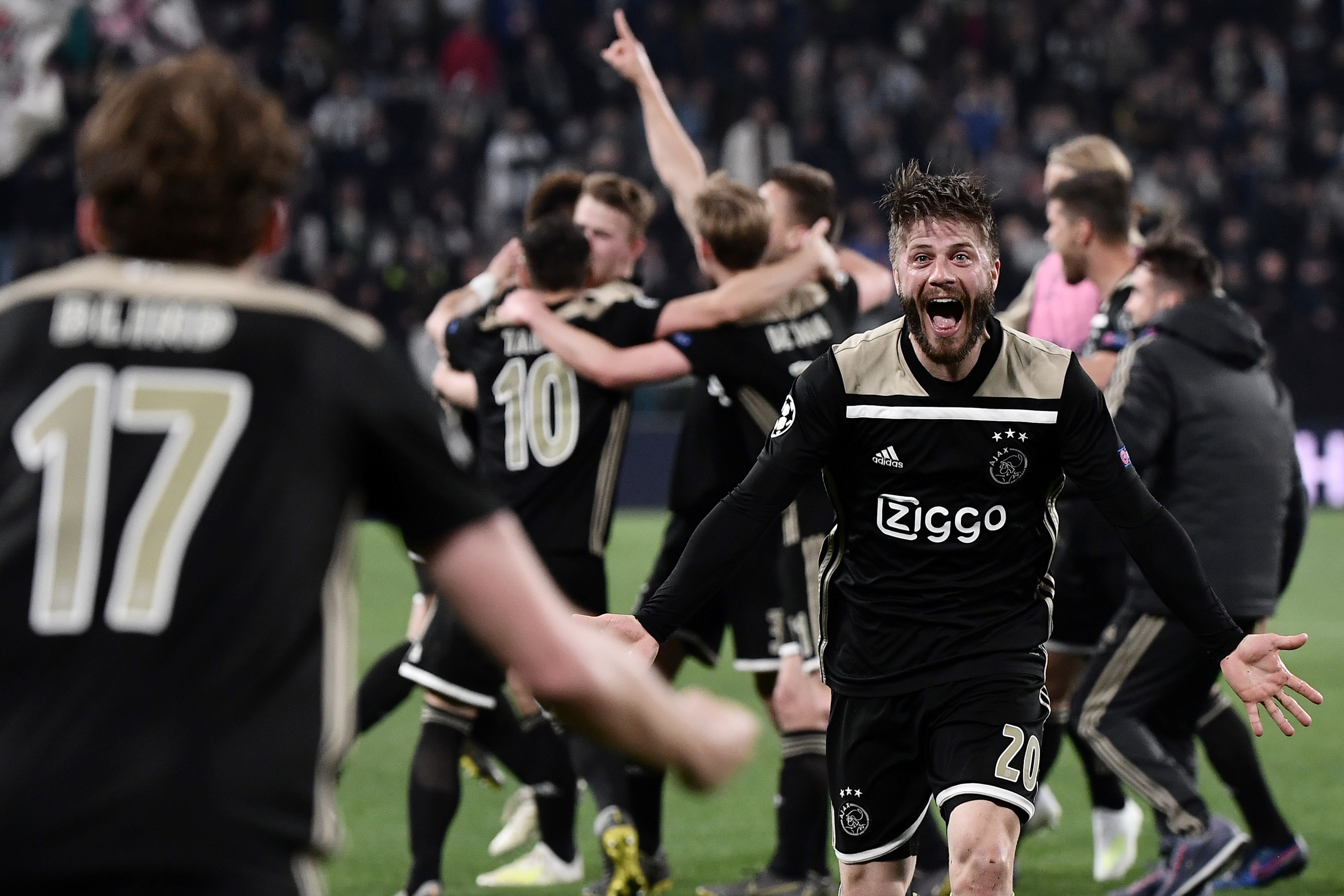El regreso del Ajax. Después de tumbar al Real Madrid y a la… | by Matías |  Medium