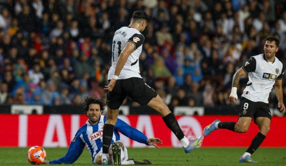 Kết quả trận đấu Valencia và Espanyol 23/4: Valencia và Espanyol chia nhau 1 điểm sau trận…