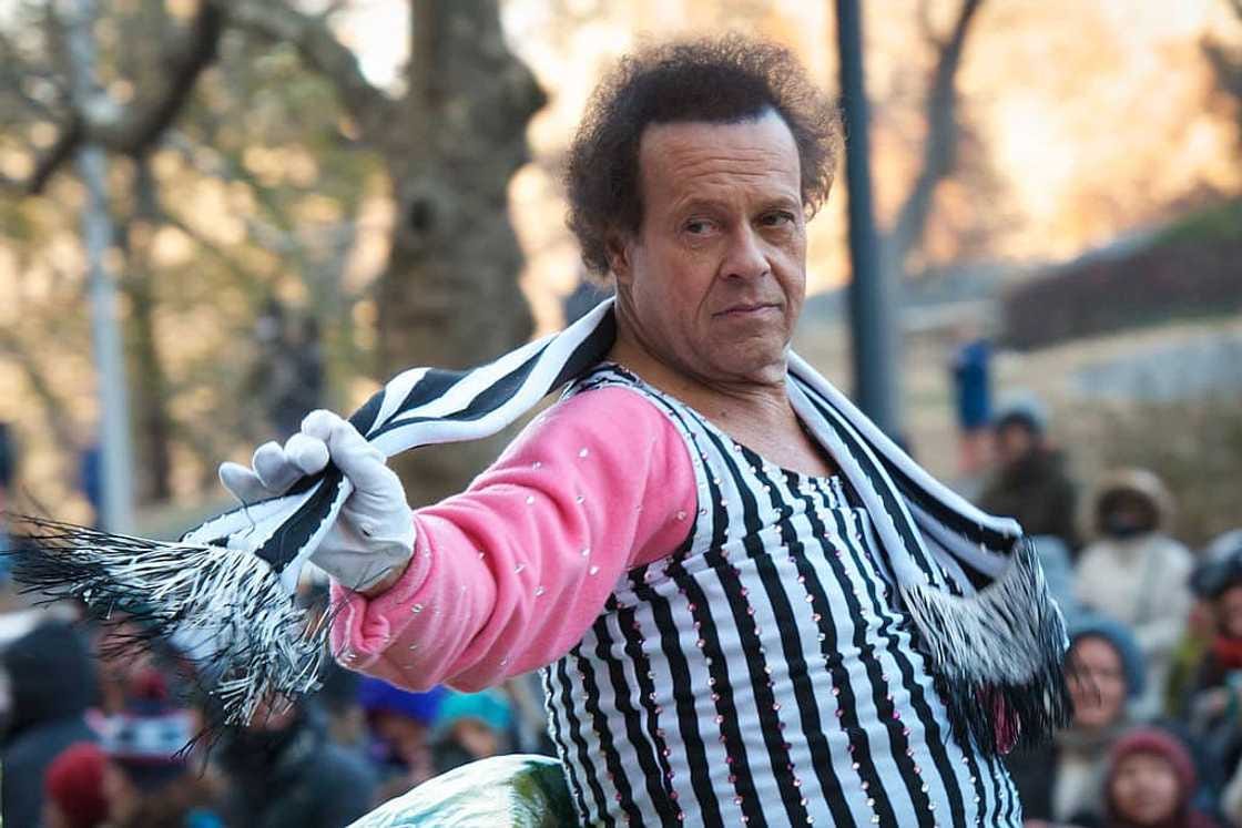 Richard simmons headband tiktok sparks debate by latest celebrities