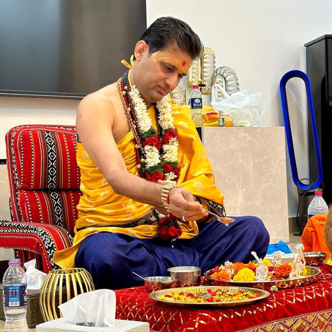 Astro Ashish Bhai — Best Pandit & Vastu Consultant in Dubai