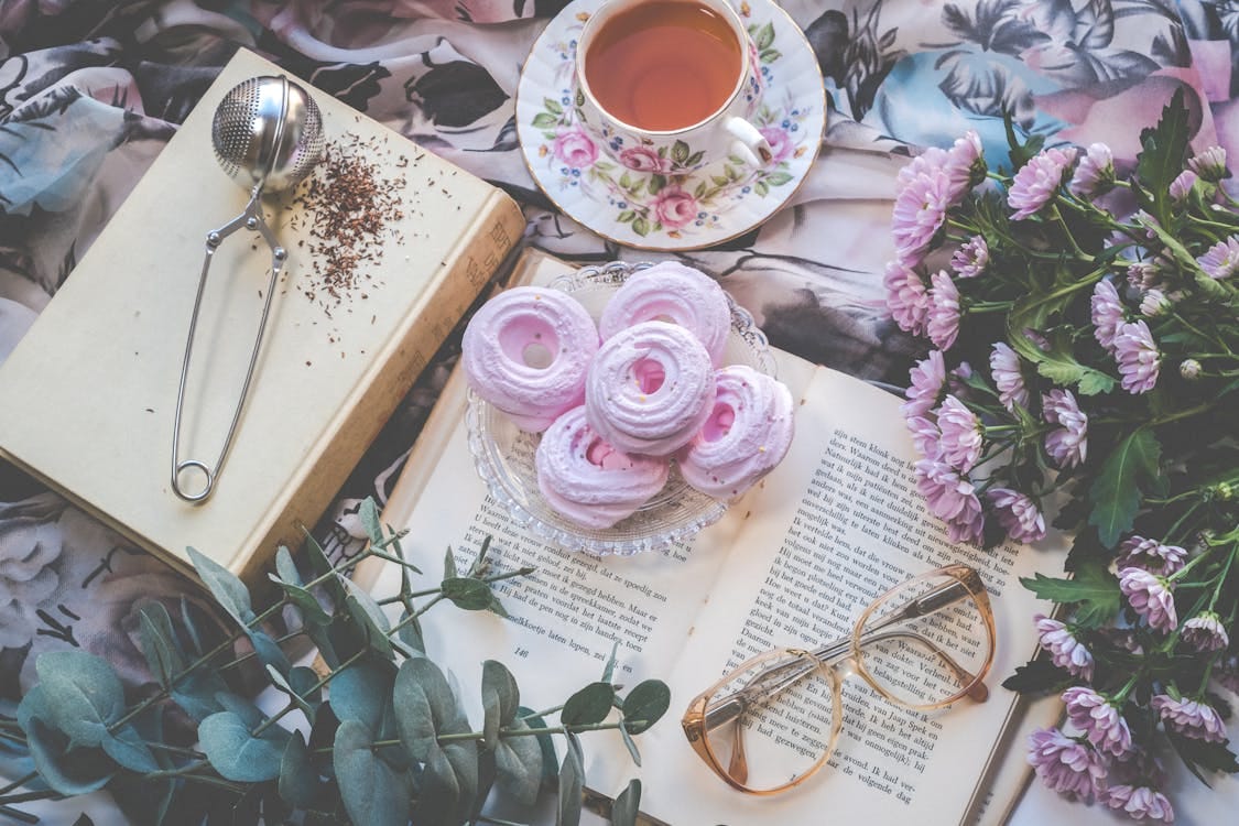 My Aesthetic Morning Routine. I romanticized my day and it changed ...