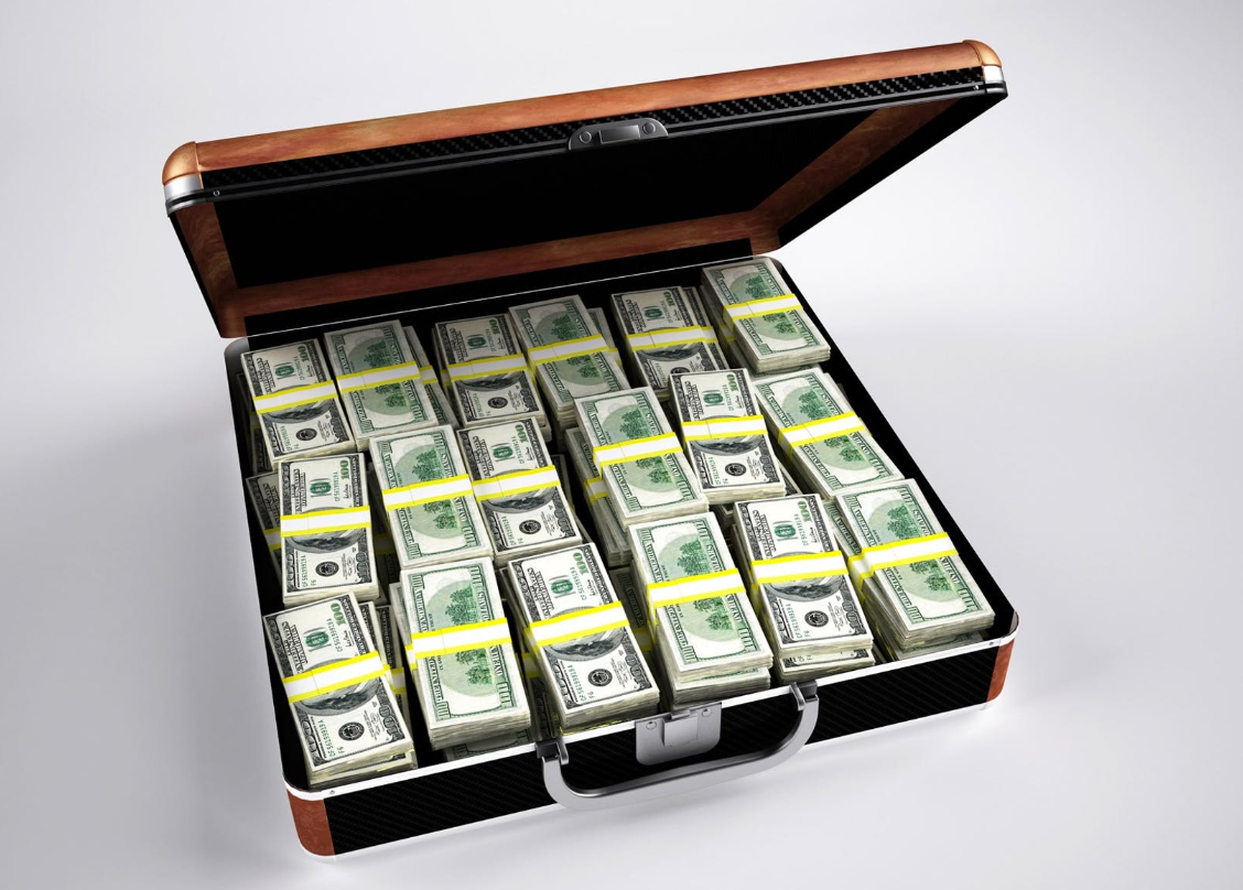Is it safe to carry large amounts of cash?