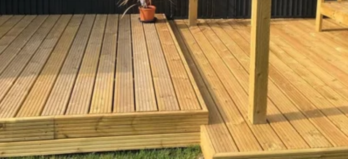 Decking Slip Factor How to Prevent and Deal with Slippery Deck