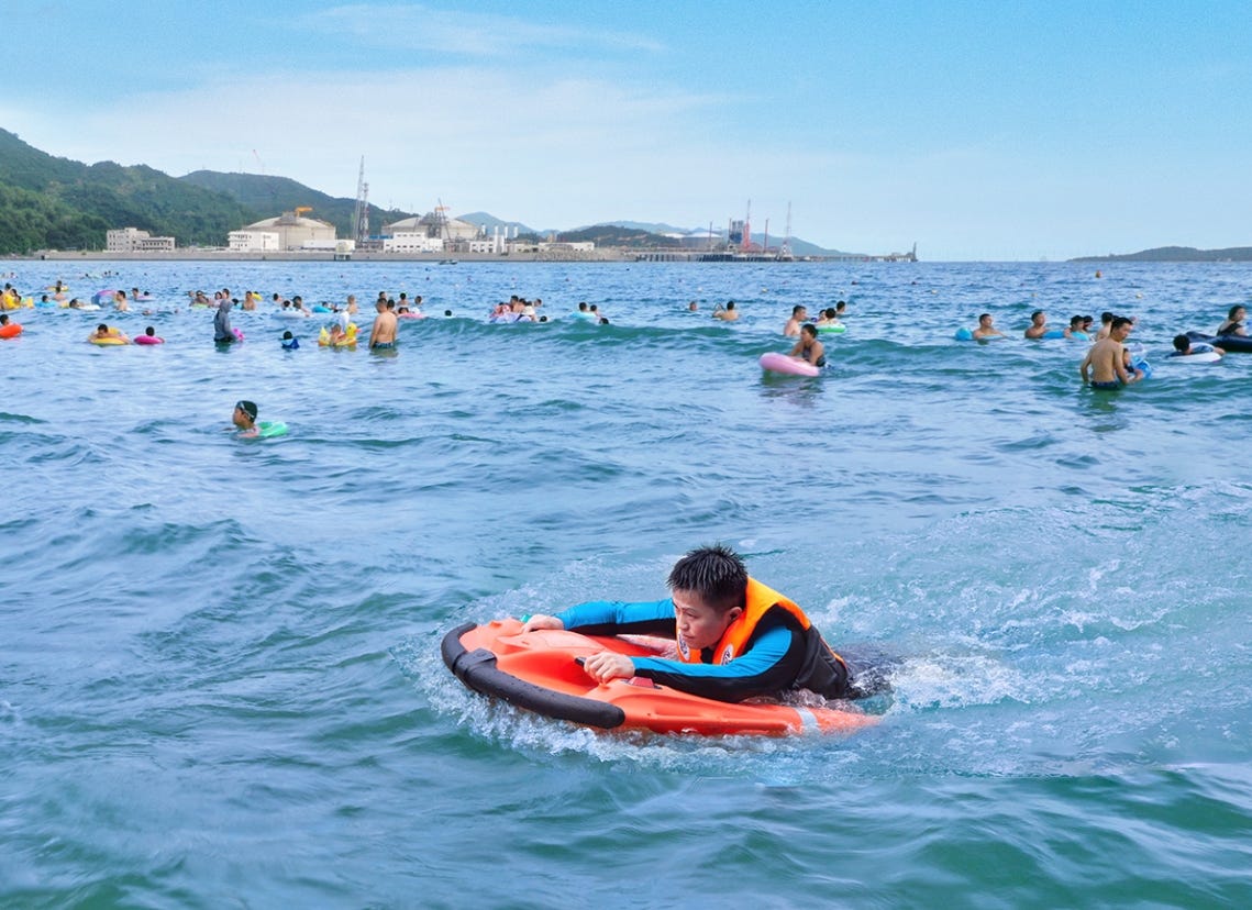 Revolutionizing water safety and entertainment: Fiturn launches smart remote-controlled lifeboat