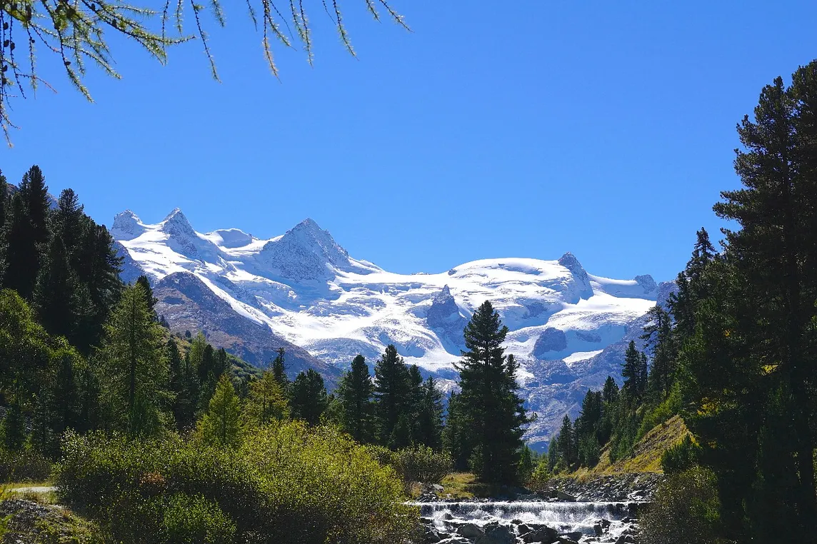 7 Spectacular Hiking Trails That You Must Discover in Switzerland