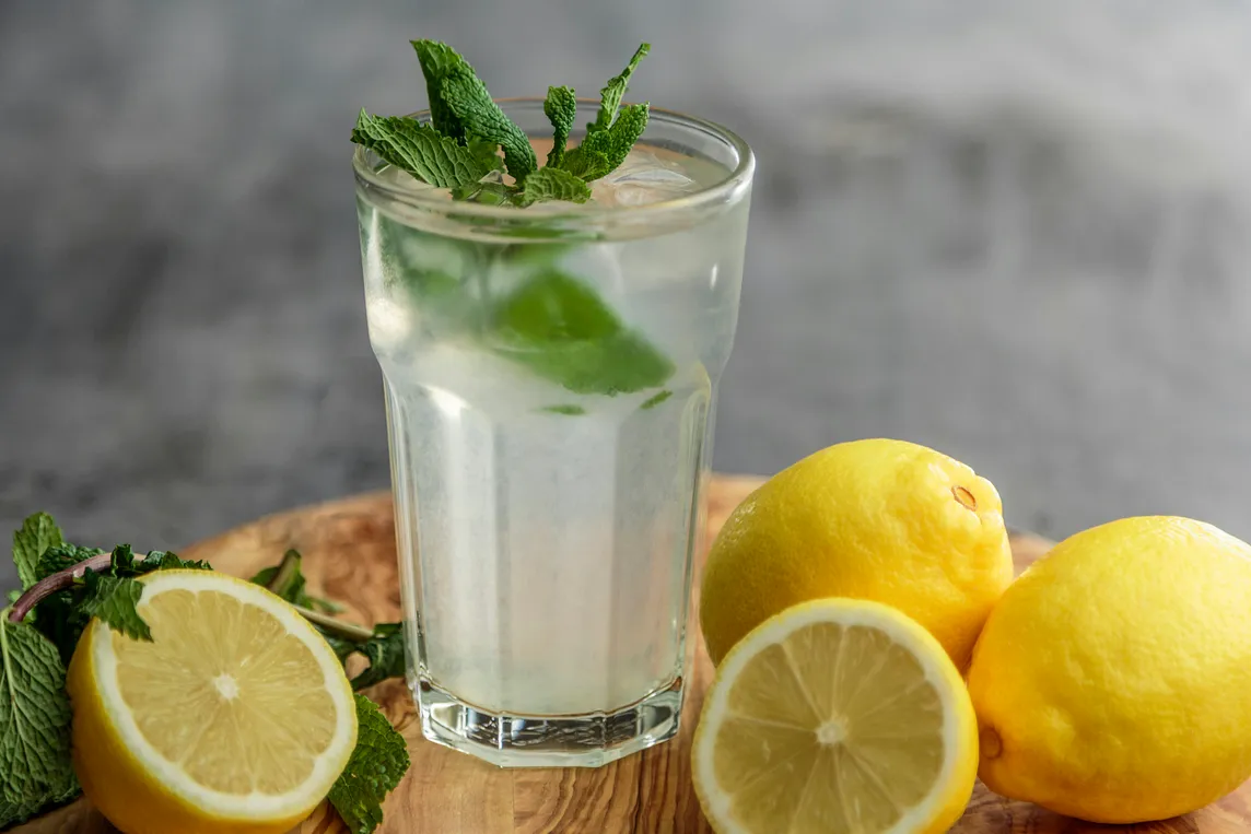 10 Delicious Slim Down Drink Recipes for Weight Loss! Quenching Thirst, Shedding Pounds: